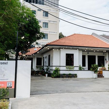 Wang'S Bnb 4 Bedrooms Villa George Town Eksteriør bilde
