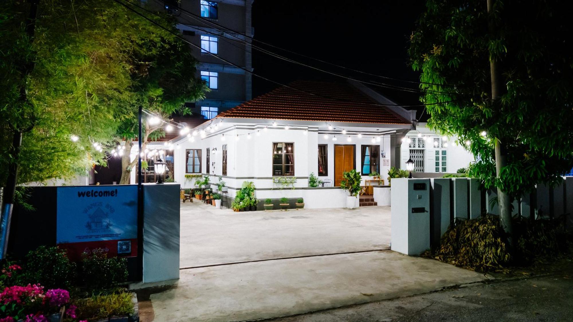 Wang'S Bnb 4 Bedrooms Villa George Town Eksteriør bilde