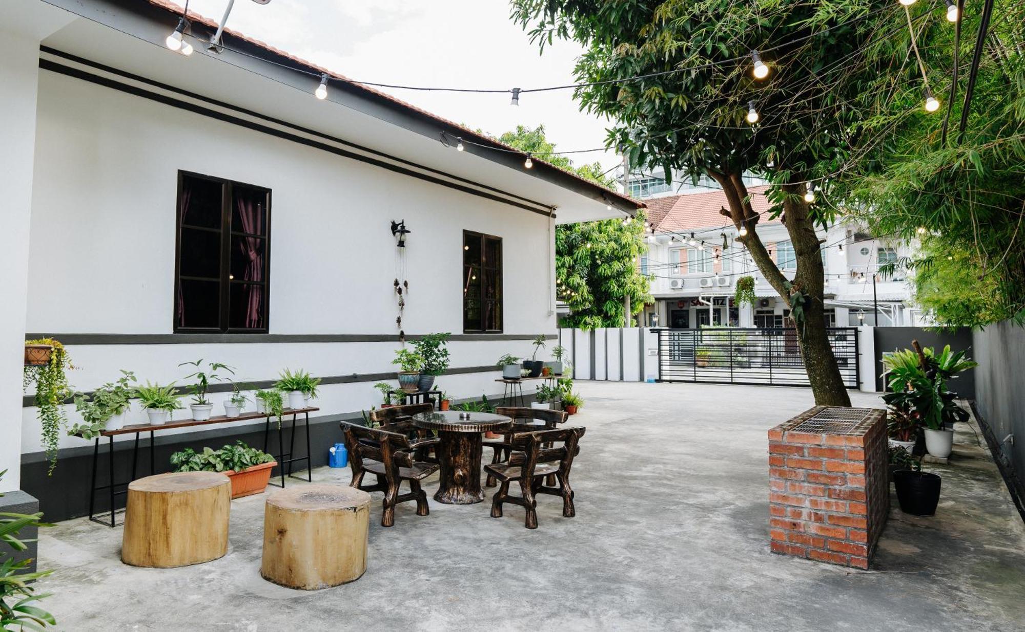 Wang'S Bnb 4 Bedrooms Villa George Town Eksteriør bilde